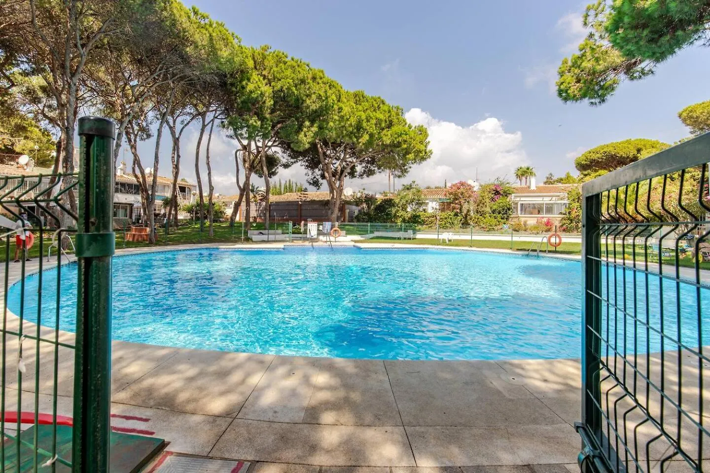 Calypso Holidays II Sitio de Calahonda Spain